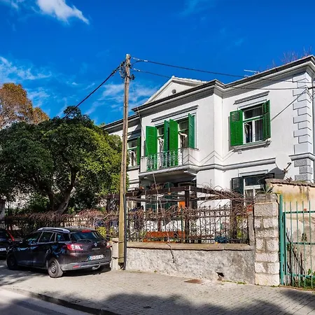 Seaside House Kolovare Appartamento *